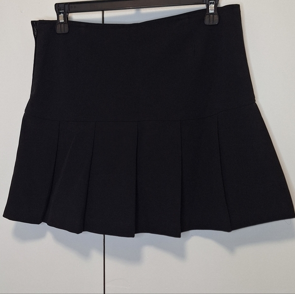 Pleated Skirt Skort Girls - Picture 4 of 6